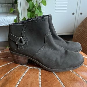 Teva Foxy Boots